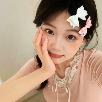 发光的山