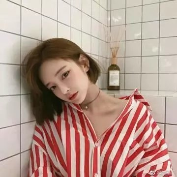 清秀俏佳人